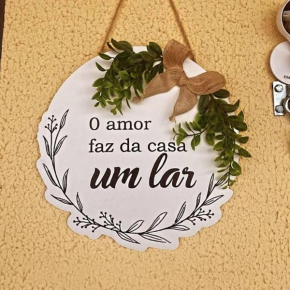Casinha Amarela da Adi à 5 minutos do Emissário!